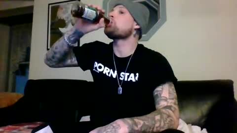 Snapshot of wildrobjr9 chatting on 02.09.25 RobBangz online show from 02.09.25