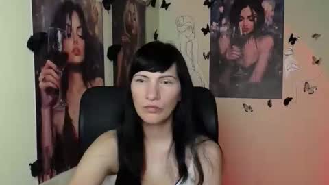 Snapshot of wildsoul8 chatting on 05.15.26 Rosalinda online show from 05.15.26