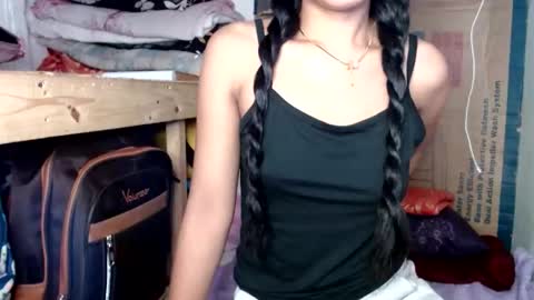 Snapshot of wildwetxsandra chatting on 03.13.26 sandra online show from 03.13.26