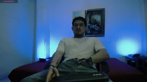 Snapshot of william_steel_ chatting on 04.17.26 William Steel online show from 04.17.26
