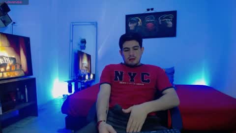 Snapshot of william_steel_ chatting on 04.25.26 William Steel online show from 04.25.26