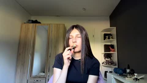 Mari online show from 07.13.26