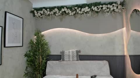 Ms Willow online show from 12.27.24