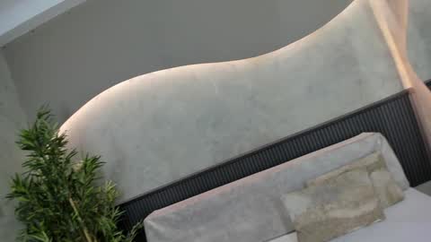 Ms Willow online show from 01.07.25