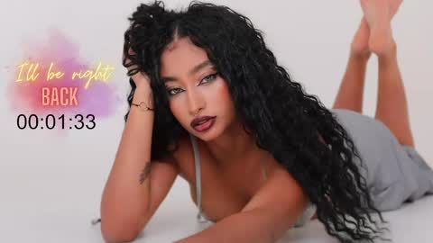 Ms Willow online show from 05.04.26