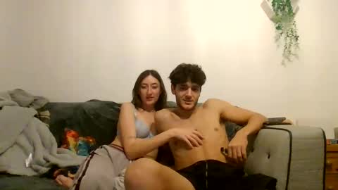 Snapshot of willy_est_95 chatting on 11.22.25 willy_est_95 online show from 11.22.25