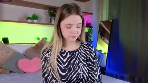 Mary online show from 04.21.26