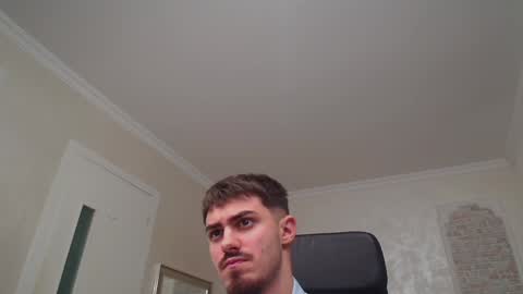 Snapshot of wilsonjules chatting on 01.04.25 WilsonJules online show from 01.04.25