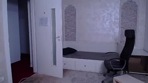 Snapshot of wilsonjules chatting on 01.21.25 WilsonJules online show from 01.21.25