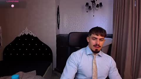 Snapshot of wilsonjules chatting on 09.22.25 WilsonJules online show from 09.22.25