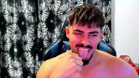 Snapshot of wilsonjules chatting on 09.23.25 WilsonJules online show from 09.23.25