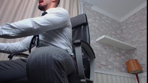 Snapshot of wilsonjules chatting on 09.25.25 WilsonJules online show from 09.25.25