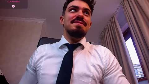 Snapshot of wilsonjules chatting on 09.29.25 WilsonJules online show from 09.29.25