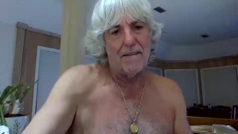 Snapshot of winedog2020 chatting on 02.26.26 Gundja Man online show from 02.26.26