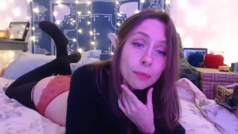 Eevie online show from 12.23.24