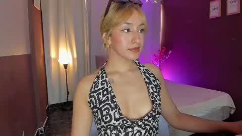 Snapshot of wini_fer chatting on 05.28.26 Wini Fer online show from 05.28.26