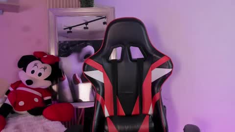 Winnie online show from 05.27.26