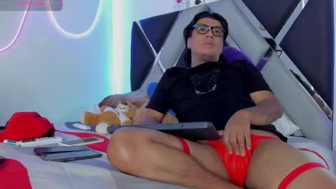 winniepooh_69 online show from 05.15.26