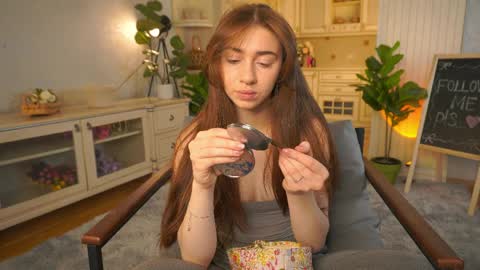 Lillian online show from 04.29.26