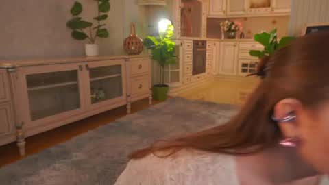 Lillian online show from 05.26.26