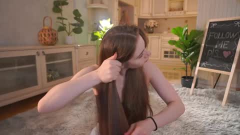 Lillian online show from 06.03.26