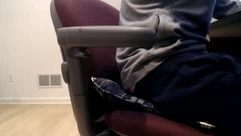 Snapshot of winsome_naked_gentleman chatting on 01.20.25 WInsome online show from 01.20.25