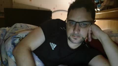 Snapshot of wirzwei8883 chatting on 12.19.24 Dirty online show from 12.19.24