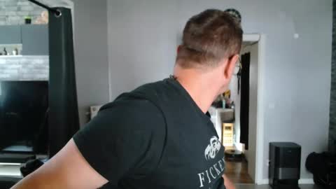 Snapshot of wirzwei8883 chatting on 06.04.26 Dirty online show from 06.04.26