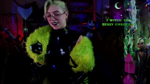 Goddess of two strapons  - Mr. long Don Mr. Pinky online show from 12.20.24