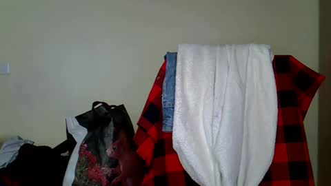 girlie o online show from 01.22.25