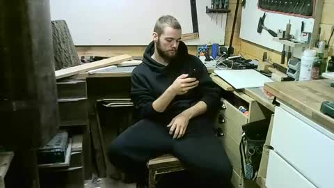 wolf021221 online show from 10.24.25