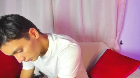 Snapshot of wolfkyng chatting on 07.28.26 Andrew online show from 07.28.26