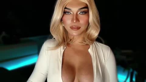 Julia online show from 10.12.25