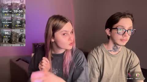 Snapshot of worldofllove chatting on 01.26.25 Arnika and Simon online show from 01.26.25