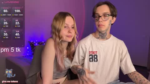 Snapshot of worldofllove chatting on 02.03.25 Arnika and Simon online show from 02.03.25