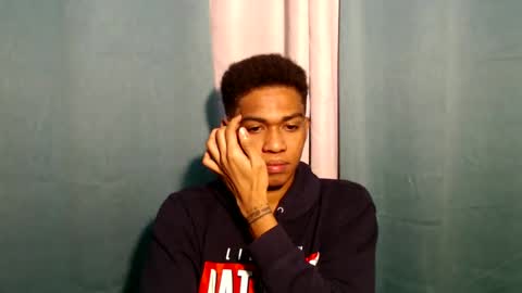 Snapshot of worshipmycockxxx chatting on 01.14.25 Josh This is my new account now online show from 01.14.25