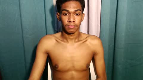 Snapshot of worshipmycockxxx chatting on 02.15.25 Josh This is my new account now online show from 02.15.25