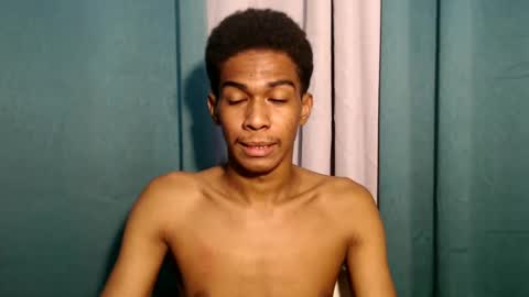 Snapshot of worshipmycockxxx chatting on 02.16.25 Josh This is my new account now online show from 02.16.25