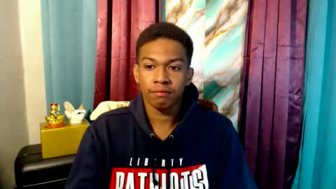 Snapshot of worshipmycockxxx chatting on 10.19.25 Josh This is my new account now online show from 10.19.25