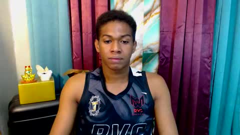 Snapshot of worshipmycockxxx chatting on 12.20.25 Josh This is my new account now online show from 12.20.25