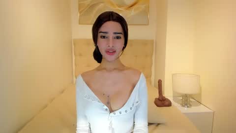 Snapshot of worthy_bigcock_bigcum chatting on 07.15.26 Lily online show from 07.15.26