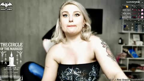 Snapshot of wounded_goddess chatting on 05.24.26 Goddess Sophy online show from 05.24.26