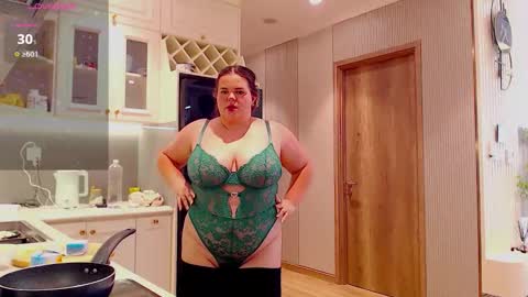 Snapshot of wow_its_kaitlyn chatting on 02.20.26 Kaitlyn xx online show from 02.20.26