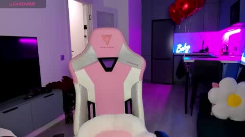 Emi online show from 02.18.26