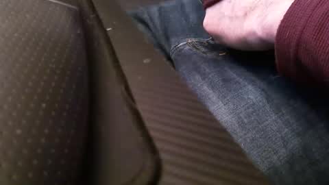 Snapshot of wrangleat0r chatting on 01.12.26 wrangleat0r online show from 01.12.26