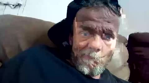 Snapshot of wsmfpfam chatting on 10.28.25 Panic People online show from 10.28.25