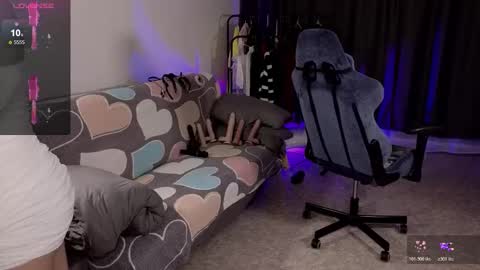 Snapshot of wsp128 chatting on 11.11.25 Neo and Abby online show from 11.11.25