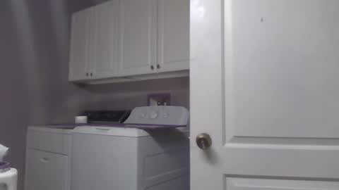 Snapshot of wundrsword33 chatting on 09.11.25 BONER DONOR online show from 09.11.25