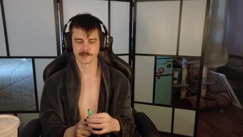 Wyatt online show from 02.04.26