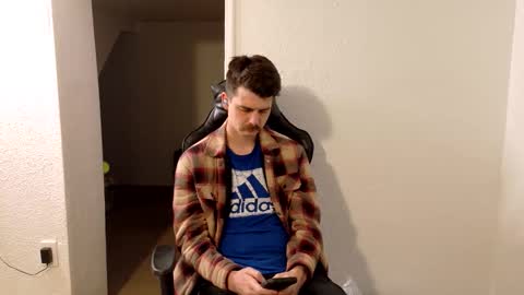 Snapshot of wyattfans_ chatting on 05.19.26 Wyatt online show from 05.19.26